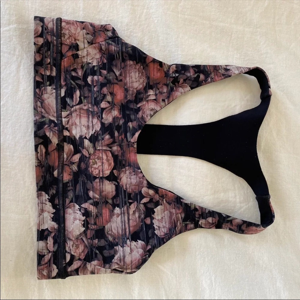 Lululemon Athletica Break Free Sports Bra